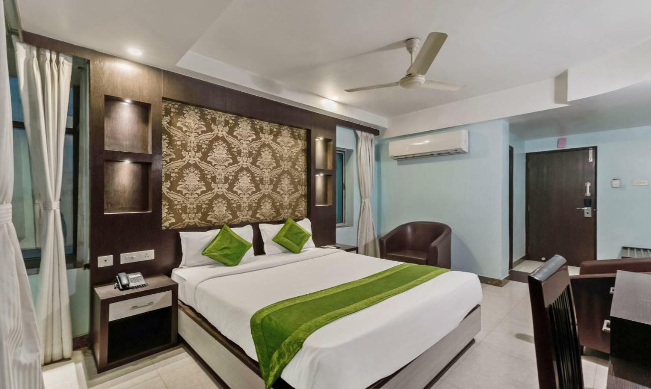 Oyo 3811 Geetanjali Regency Hotel Kalkutta Kültér fotó