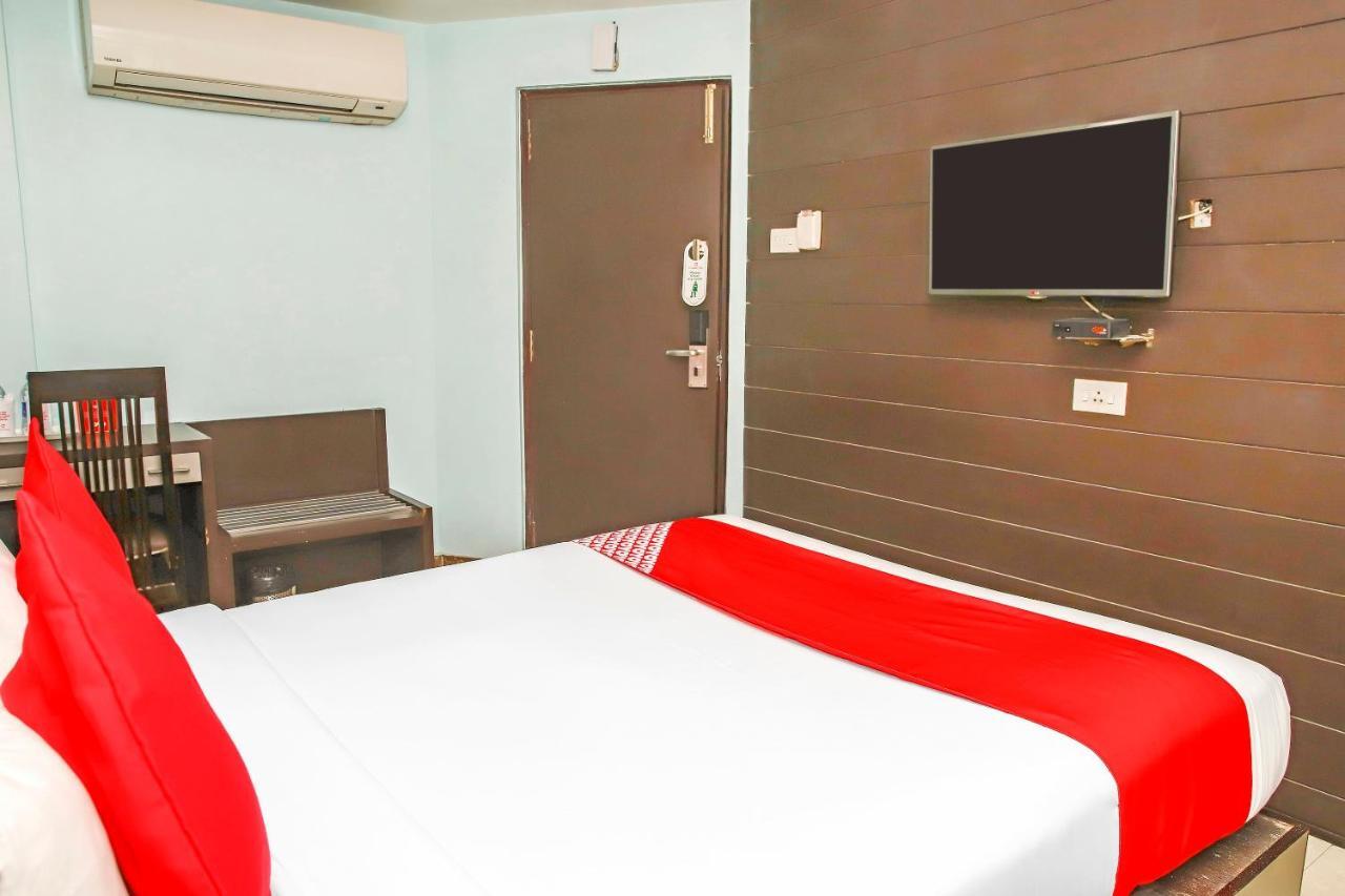 Oyo 3811 Geetanjali Regency Hotel Kalkutta Kültér fotó